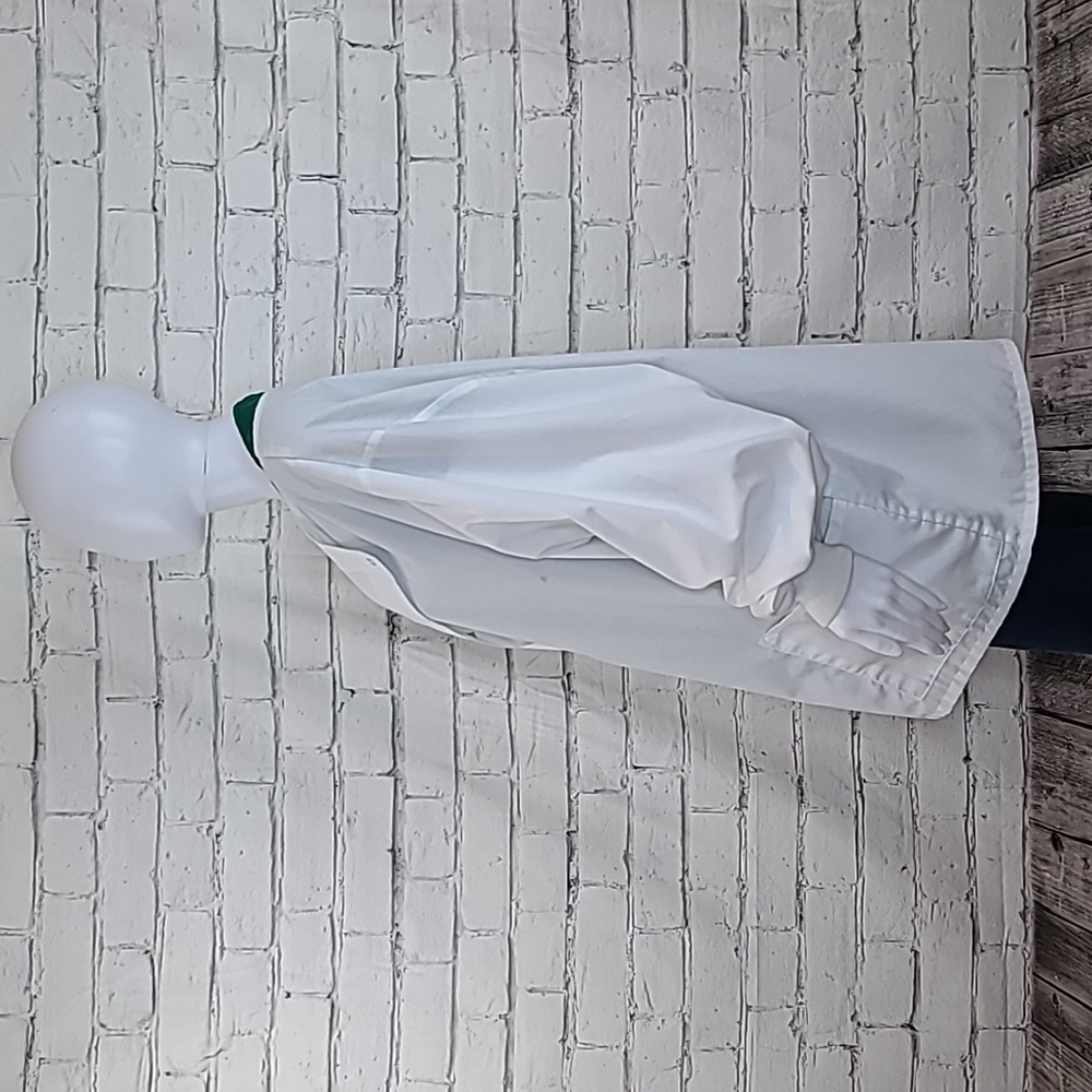 Simply Basic Long Sleeve 2-Pocket Round Neck Snap… - image 5